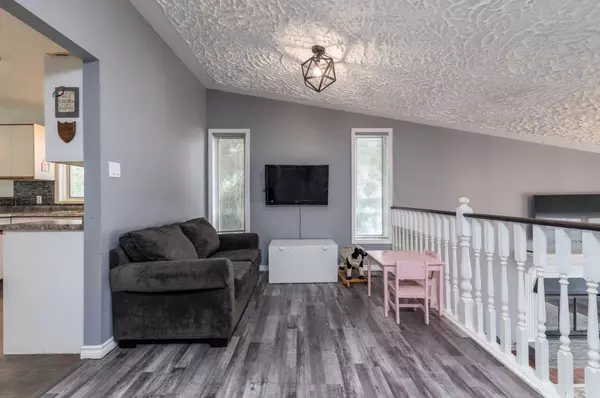 Lloydminster, SK S9V1V1,4606 33 ST