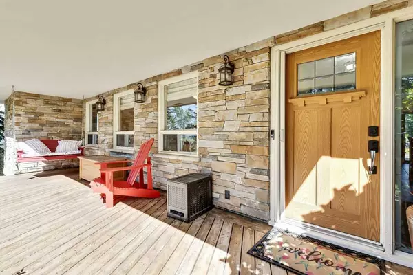 Rural Foothills County, AB T1S 6C3,402020 28 ST E
