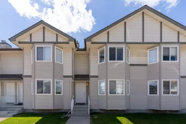 Calgary, AB T3G 5V2,119 Royal Birch Villas NW