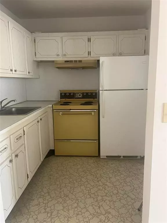 West Palm Beach, FL 33417,87 Chatham D