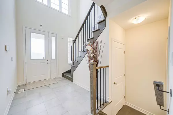 East Gwillimbury, ON L9N 0V4,290 Silk Twist DR