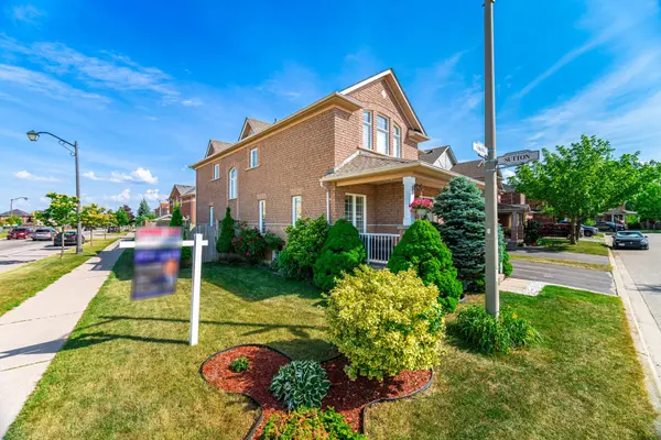 Burlington, ON L7L 7K3,2226 Viking CRES