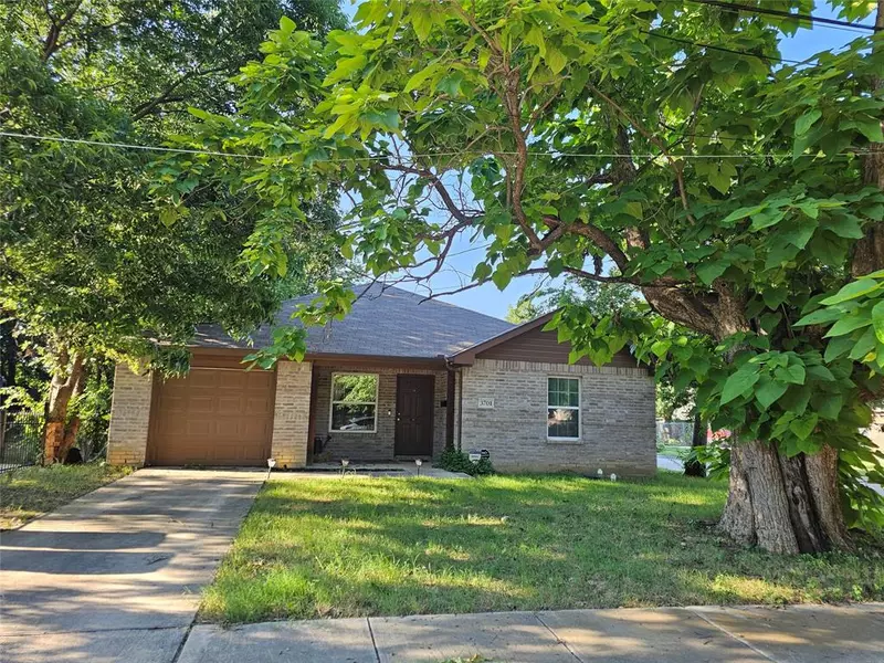 3701 Morris Street, Dallas, TX 75212