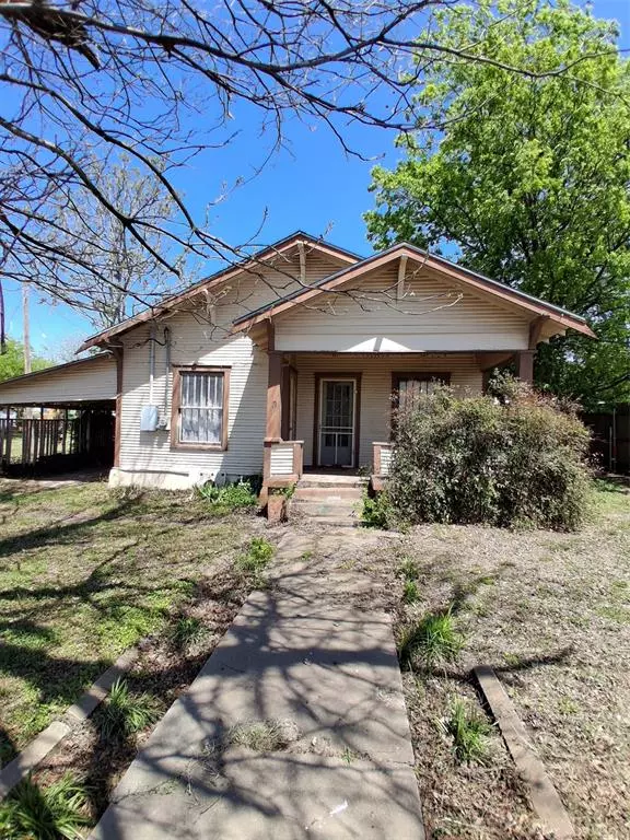 Santa Anna, TX 76878,904 Wallis Avenue