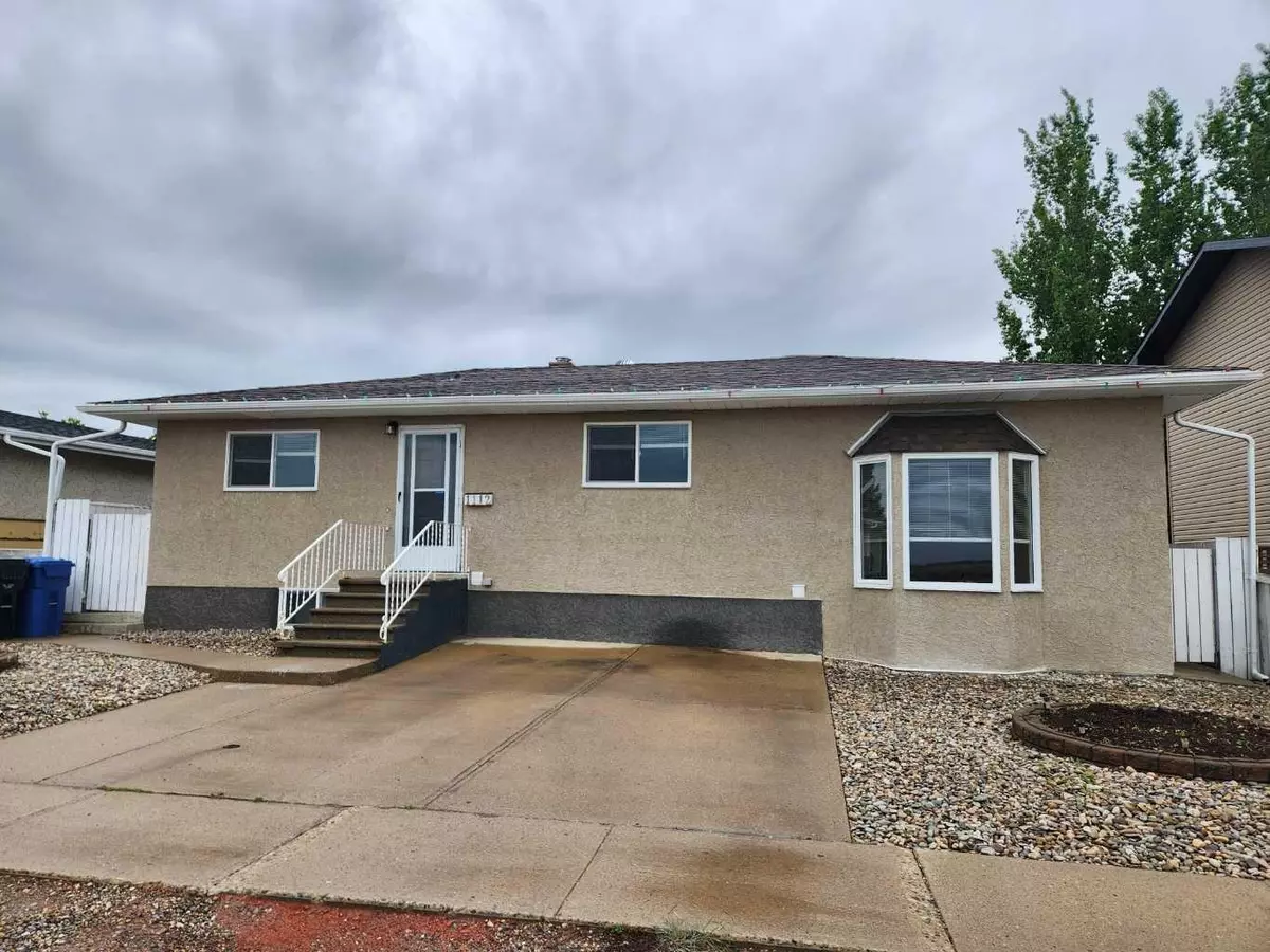 Lethbridge, AB T1H 6C3,1112 44 AVE N