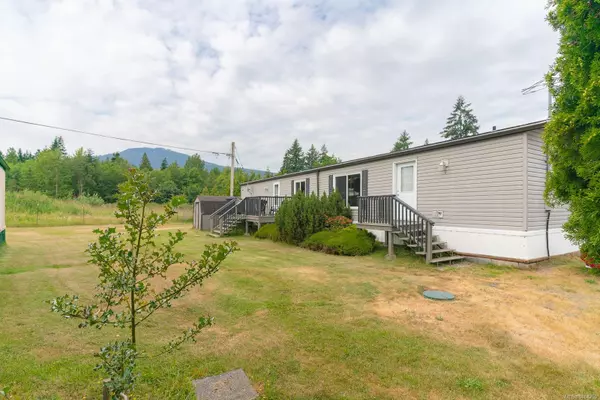 10860 Chemainus Rd #B, Saltair, BC V9G 2A5