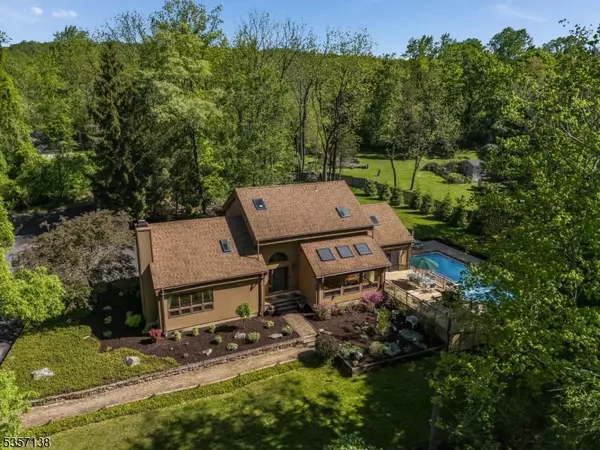 360 Cokesbury Rd, Clinton Twp., NJ 08801