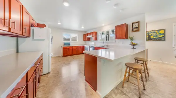 Lihue, HI 96766,4447 ILIOPUA PL #1