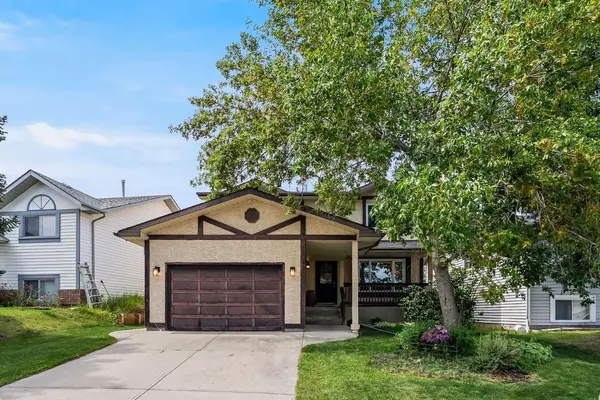 202 Shawinigan WAY Southwest, Calgary, AB T2Y 2W3