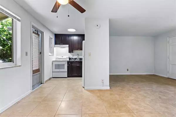 Lighthouse Point, FL 33064,2150 NE 42nd Ct #5