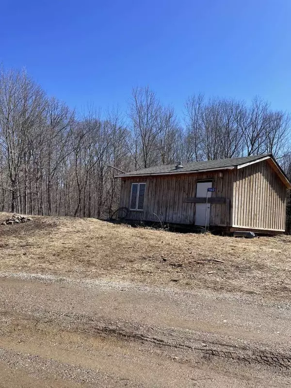Frontenac, ON K0H 1B0,1142 Spruce TRL