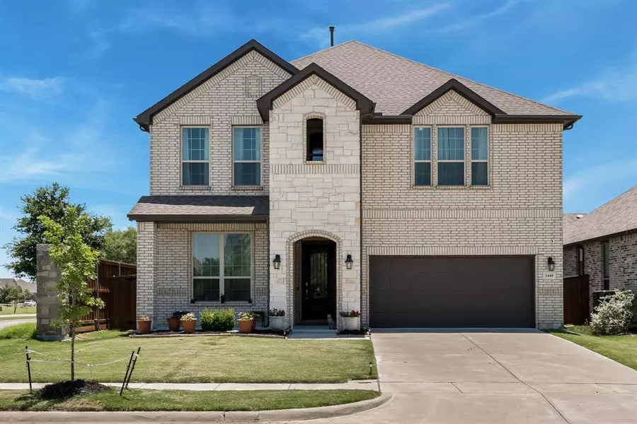 1440 Arrowwood Drive, Aubrey, TX 76227