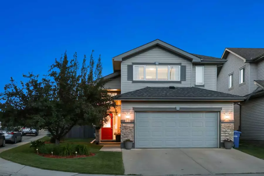 243 WESTMOUNT CRES, Okotoks, AB T1S 2J2