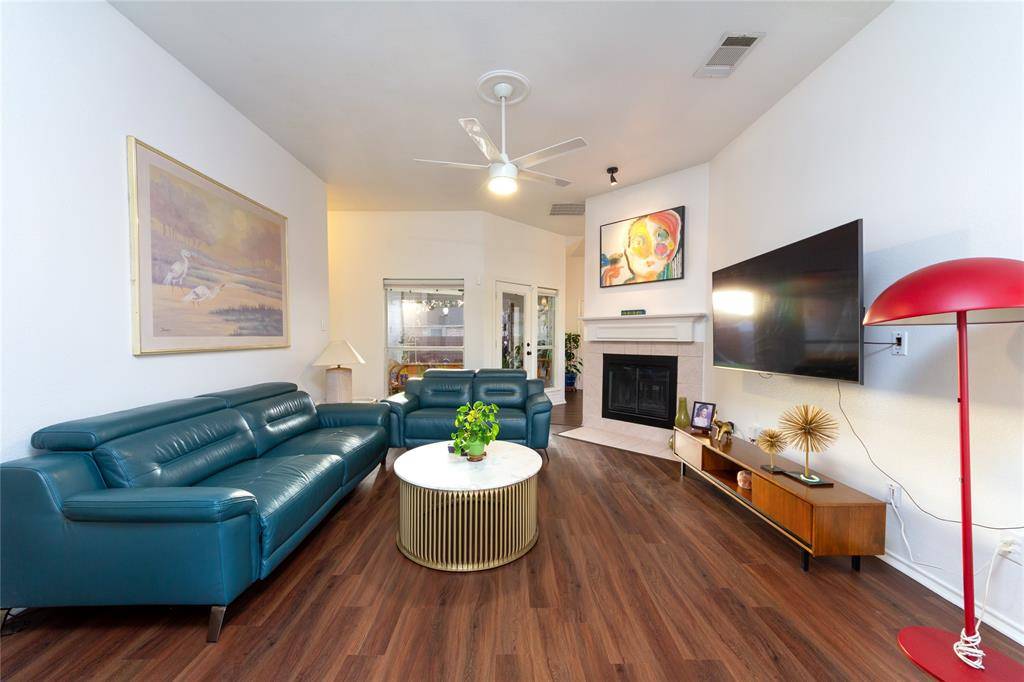 Dallas, TX 75227,5167 Berridge Lane