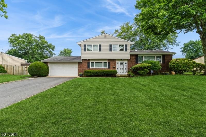 63 Gage Rd, East Brunswick Twp., NJ 08816