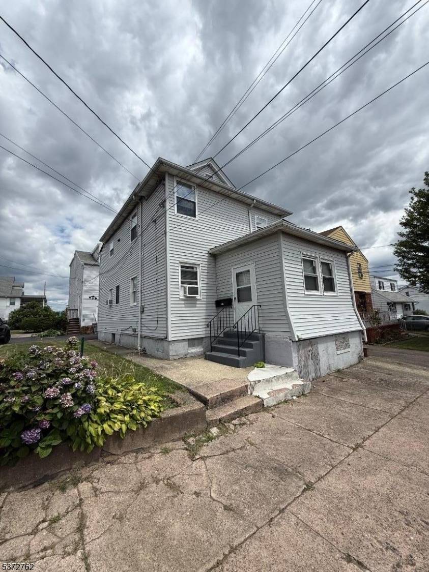 Paterson City, NJ 07503,179 Michigan Ave