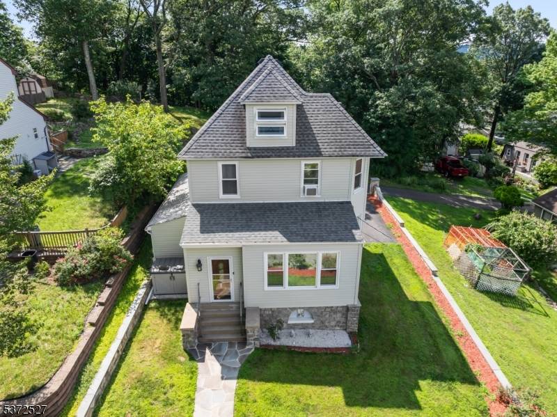 24 Livingston Ave, Dover Town, NJ 07801