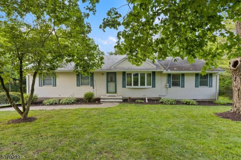 769 Amwell Rd, Hillsborough Twp., NJ 08844