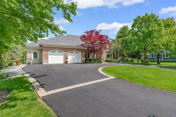 Hamilton, ON L8B 1N5,1333 Concession 6 RD W