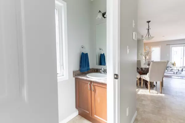 Kitchener, ON N2N 3R9,1319 COUNTRYSTONE DR