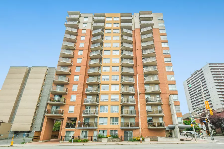429 SOMERSET ST W #307, Ottawa Centre, ON K2P 2P5