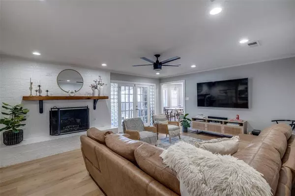 Arlington, TX 76012,2501 High Oak Drive