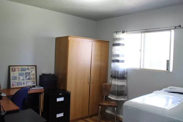 Grimshaw, AB T0H1W0,4812 47 AVE