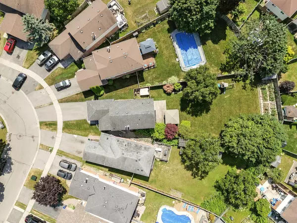 Clarington, ON L1E 2H6,101 Poolton CRES