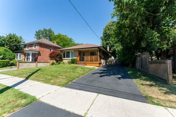 Oshawa, ON L1G 3N7,46 Orchard View BLVD