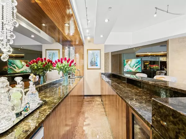 Fort Lauderdale, FL 33301,333 Las Olas Way #2604