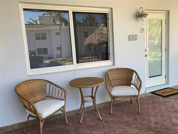 Lauderdale By The Sea, FL 33308,4228 N Ocean Dr #29