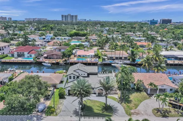 Pompano Beach, FL 33062,2256 SE 10th St