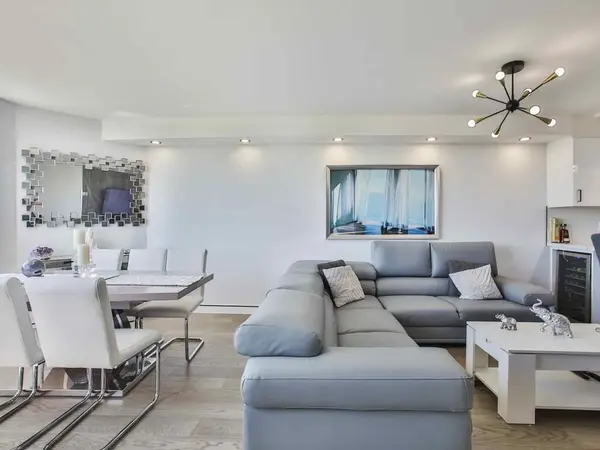 Toronto W10, ON M9W 6A5,234 Albion RD #804