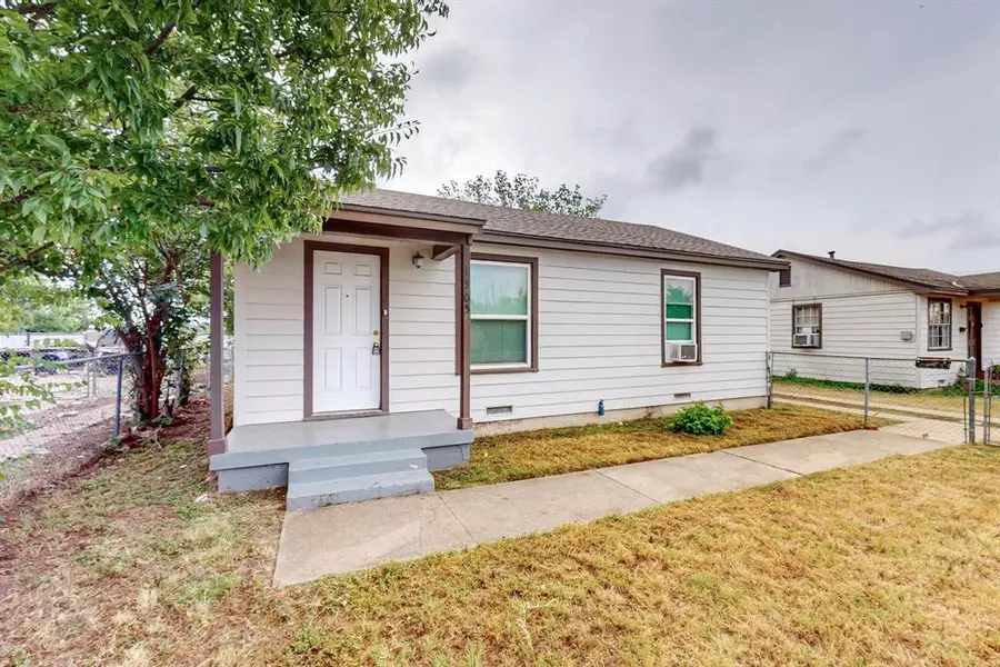 4305 Frazier Avenue, Fort Worth, TX 76115
