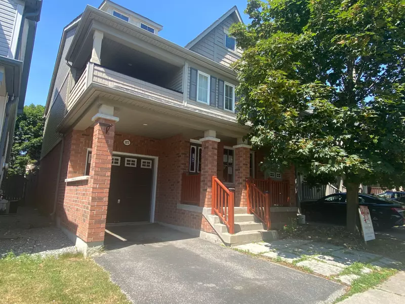 1875 Secretariat PL, Oshawa, ON L1L 1C8