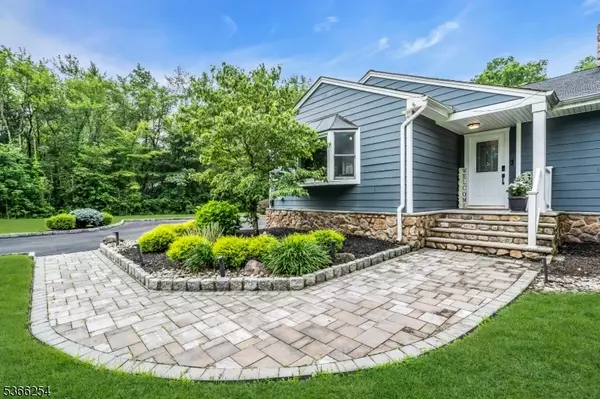 Warren Twp., NJ 07059,9 Spring Ln