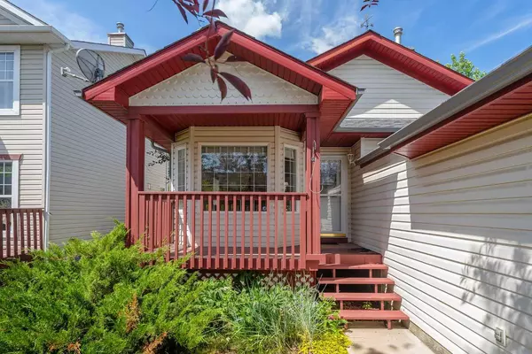 Chestermere, AB T1X 1E7,99 Lakeview CV