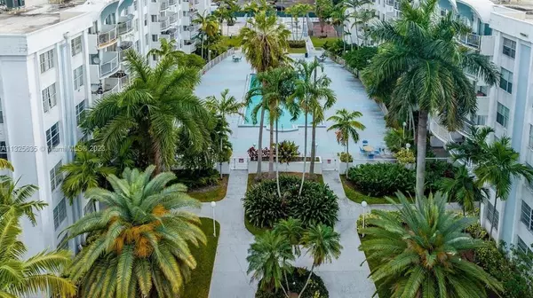 488 NW 165th Street Rd #309B, Miami, FL 33169
