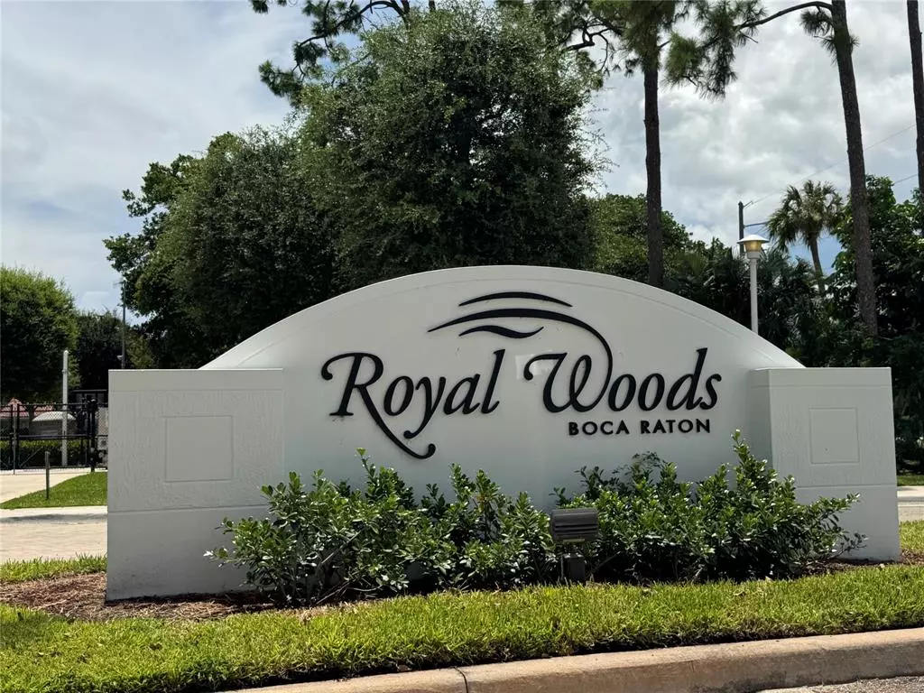 Boca Raton, FL 33428,22205 Majestic Woods Way