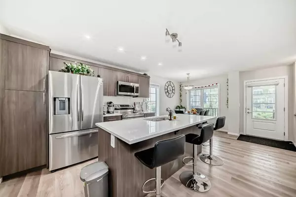 Airdrie, AB T4B5J5,228 Windbury LN