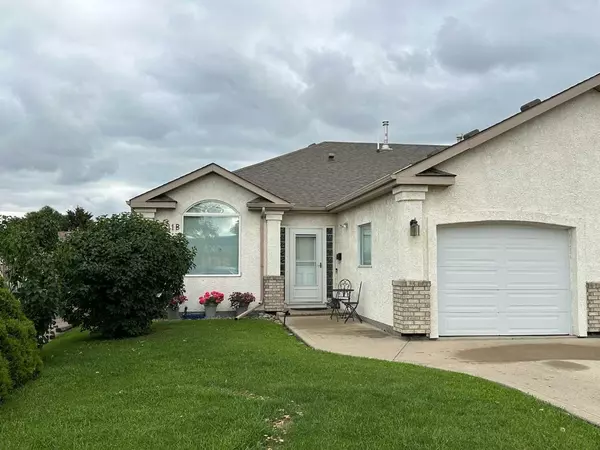 4311 54 ST #B, Ponoka, AB T4J 1J7