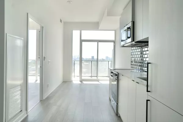 285 Dufferin ST W #1217, Toronto W01, ON M6K 0J2