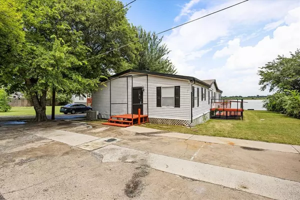 Granbury, TX 76048,5823 Parkside Court