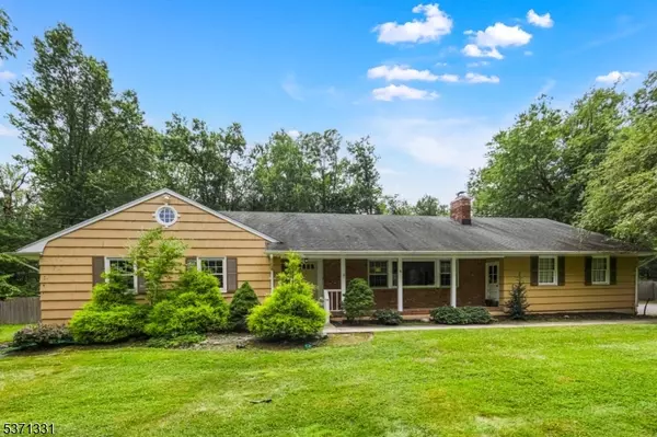Scotch Plains Twp., NJ 07076,8 Aberdeen Rd