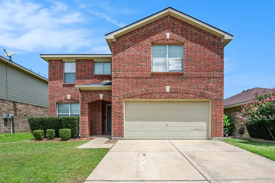 4225 Silverwood Trail, Fort Worth, TX 76244