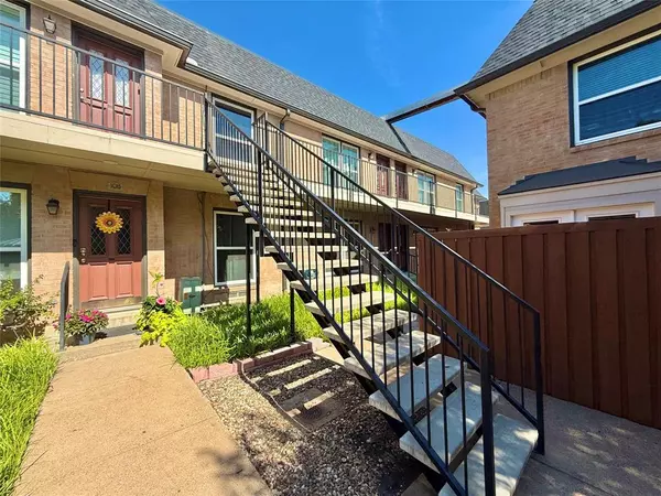 Dallas, TX 75230,7830 Meadow Park Drive #209