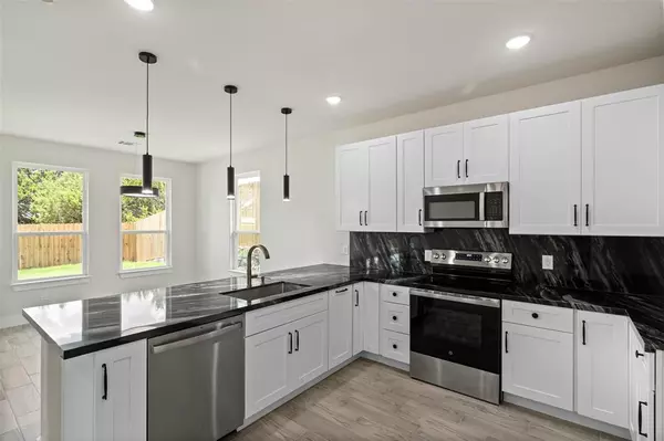 Granbury, TX 76048,2309 Forest Hill Lane