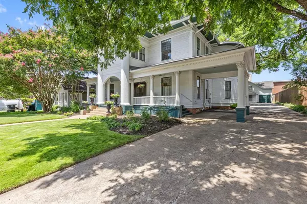 Dallas, TX 75246,4125 Junius Street