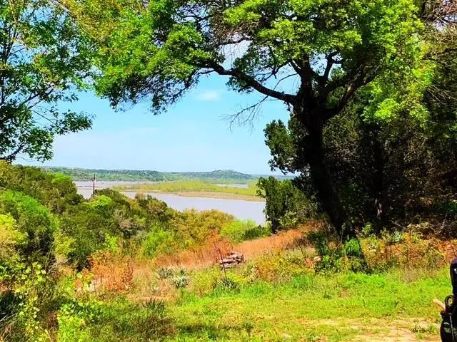 2613 Hilltop Road, Granbury, TX 76048