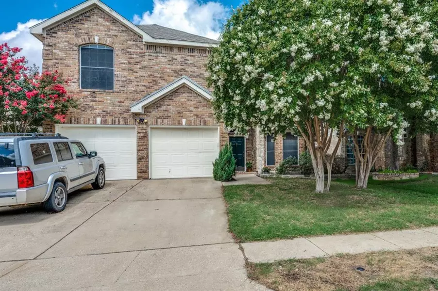 5013 Marineway Drive, Fort Worth, TX 76135